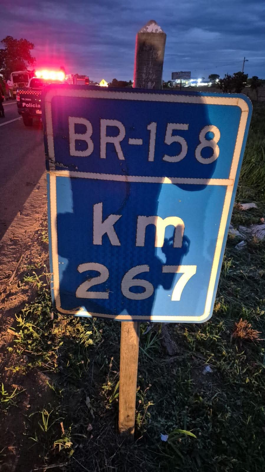 Grave acidente na BR-158 deixa motorista de caminhão-tanque preso às ferragens em Três Lagoas