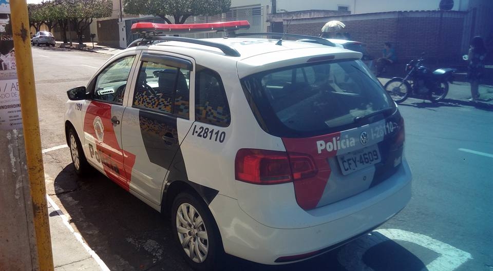 Polícia Militar de Andradina prende mulher condenada por tráfico de drogas na SP 563