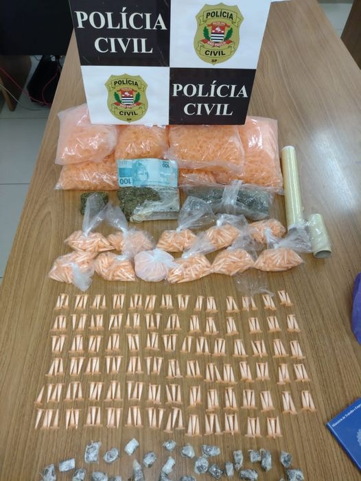DISE de Araçatuba prende gerente do tráfico com quase mil pinos de cocaína, alvo de investigação bairro São José