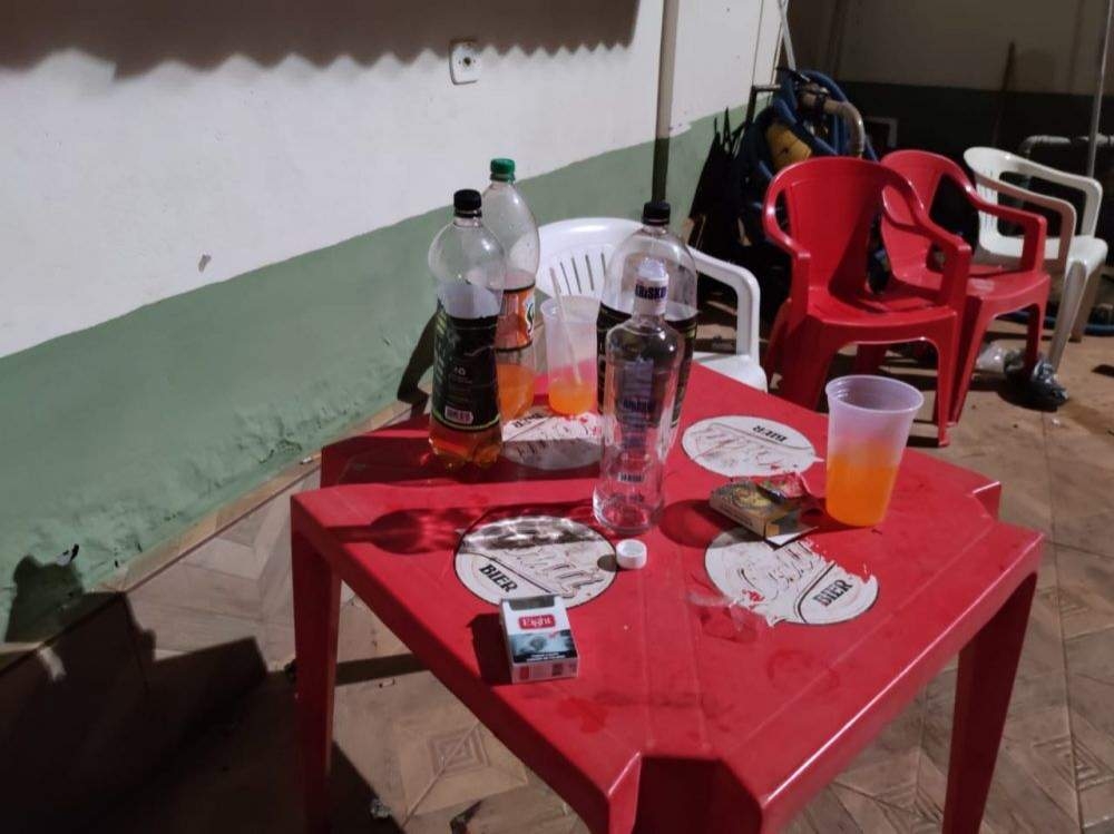 Balada clandestina para menores é interrompida em Andradina