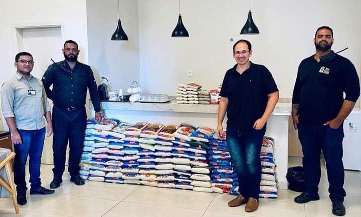 Vila Toscana e Parque dos Araçás fazem doações de alimentos para Santa Casa de Araçatuba