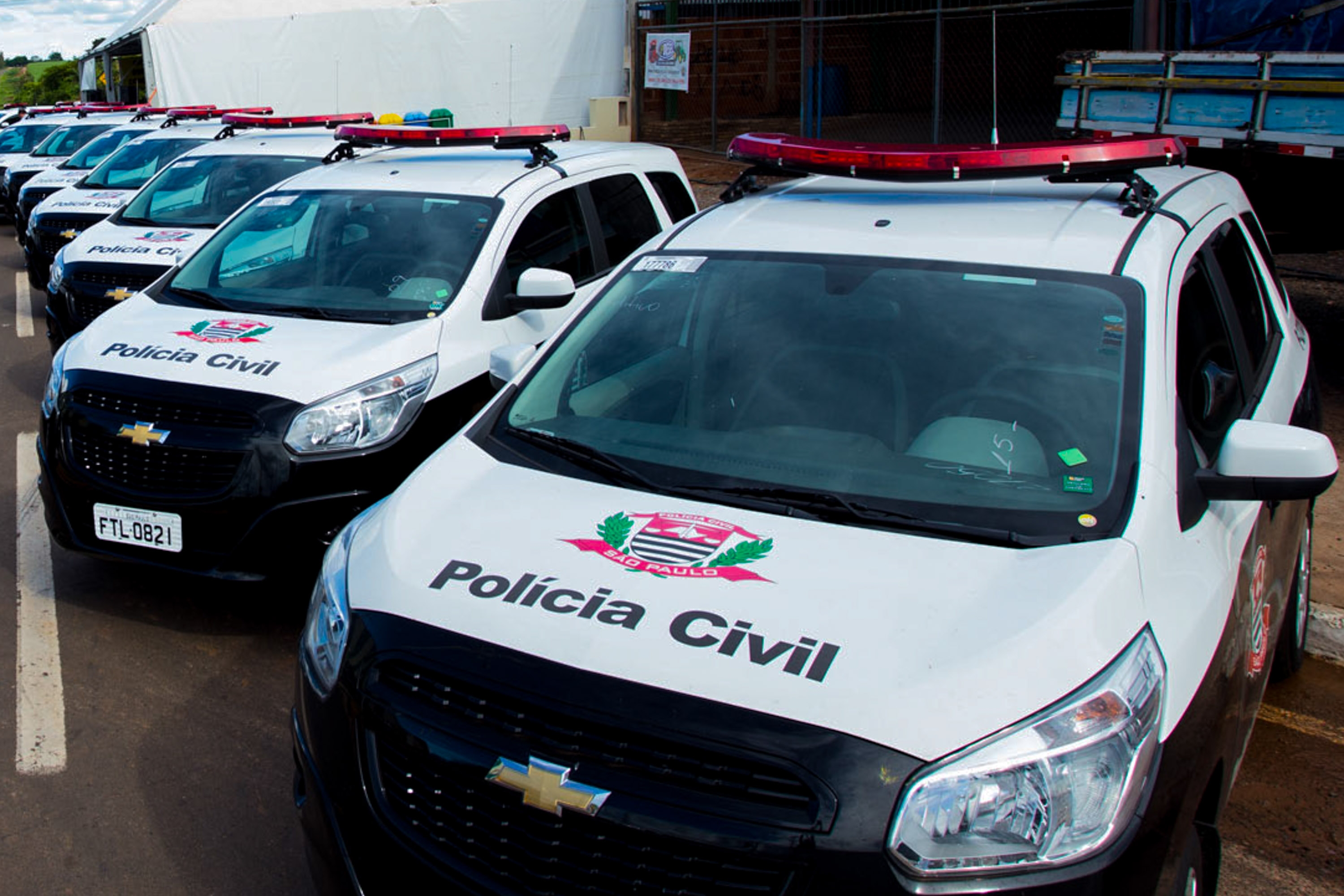 ROCAM: Dupla é presa após assalto a posto de combustível em Birigui