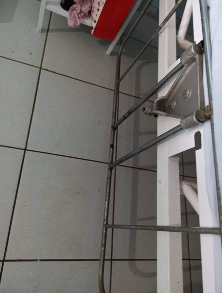 Acompanhante de paciente denuncia situação lastimável da Santa Casa de Andradina