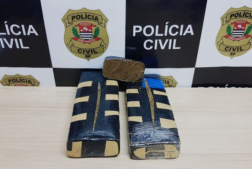 DISE e DDM de Andradina apreendem 2,7 kg de maconha em casa desabitada, alvo de investigação Jardim  Bela Vista