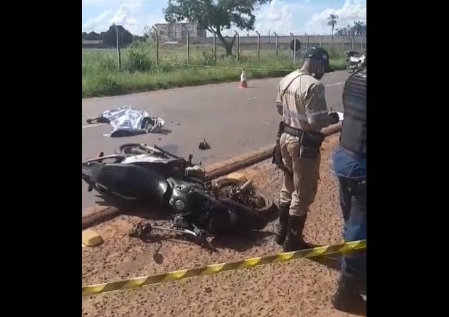 Motociclista morre ao colidir na traseira de caminhão na avenida Ranulpho Marques Leal em Três Lagoas
