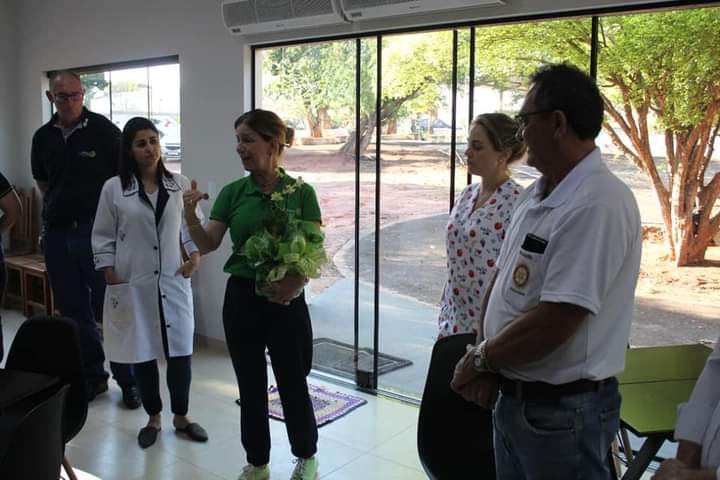 GOVERNADORA DO ROTARY VISITOU O ASILO DE ANDRADINA