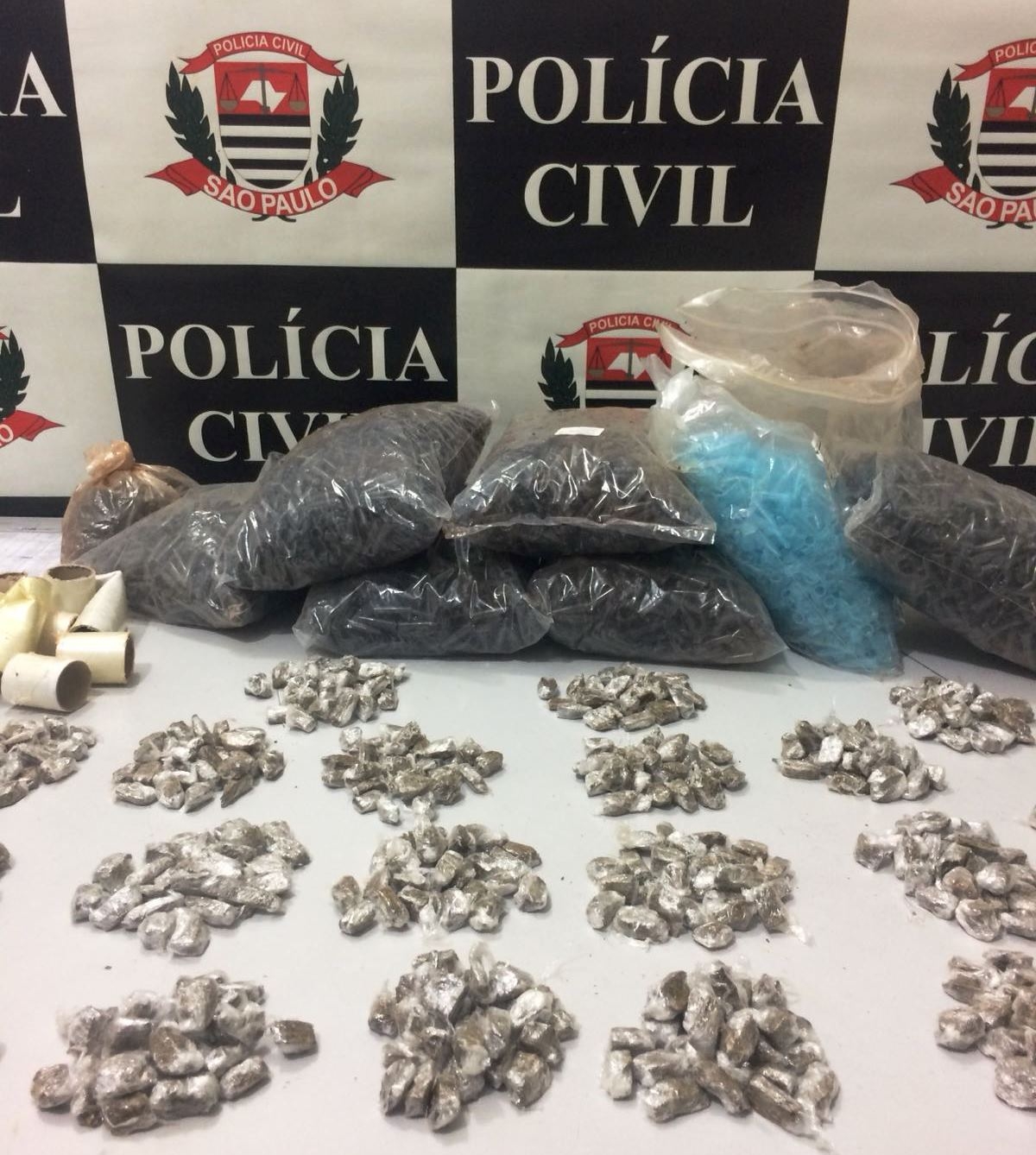 Muito estranho ! Diretor do departamento de licitações do Governo de Andradina suspende licitação e vai para casa de Jamil Ono