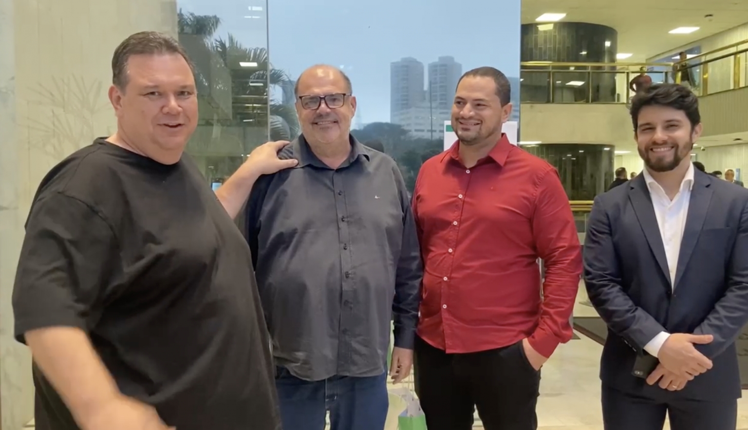Prefeito e vereadores de Mirandópolis participam do 67º Congresso Estadual de Municípios em São Paulo