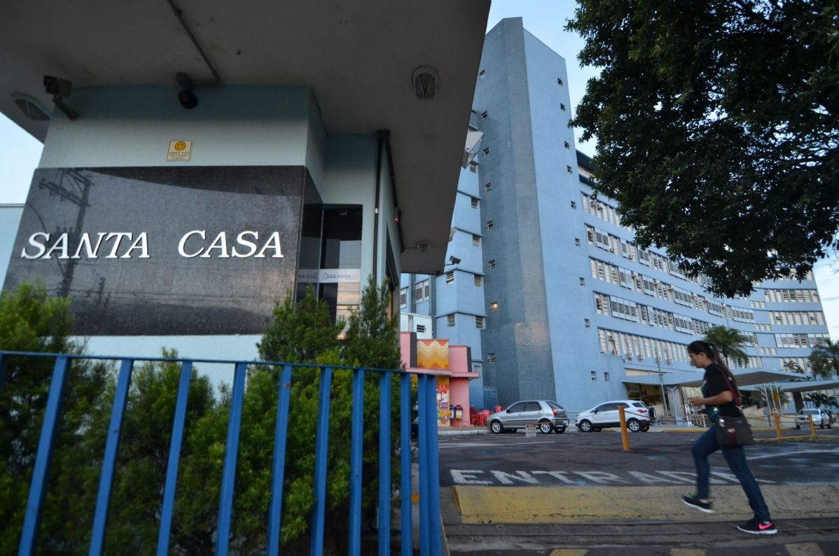 SANTA CASA DE ARAÇATUBA SUSPENDE CIRURGIAS ELETIVAS