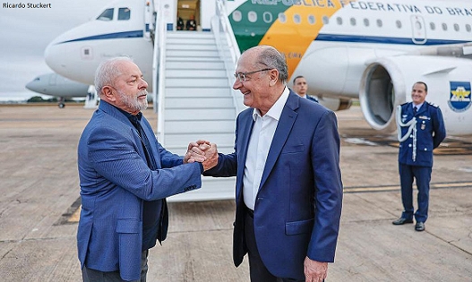 Lula quer relançar parceria com China em mais de 20 acordos