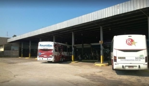 PAT de Andradina tem vaga de cozinheira, representante comercial e outras funções