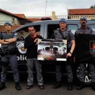 Em Castilho admirador do BAEP entrega presente