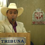 Prefeito de Nova Independência, Fernandinho Santana, testa positivo para COVID-19