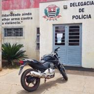 Polícia Civil recupera, na zona rural de Castilho, moto furtada em Murutinga do Sul