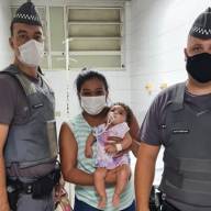 BEBÊ ENGASGADA COM LEITE É SALVA POR PMs EM ARAÇATUBA