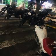 GETAM aborda indivíduo sem CNH, praticando direção perigosa em Honda POP no centro de Três Lagoas