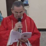 EM ANDRADINA PADRE SEBASTIÃO AGRADECE O PREFEITO MARIO CELSO PELA RESTAURAÇÃO DA CRUZ DE FUNDAÇÃO DA CIDADE