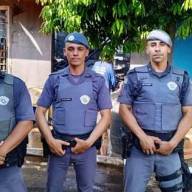 ITAPURA – Policiais Militares auxiliam no combate a incêndio ocorrido em comércio