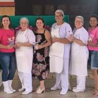 EM GUARAÇAÍ DIA DA MULHER: Prefeito Airton e primeira-dama Maria Inez, entregam mimo para servidoras municipais