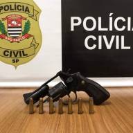 DIG/DEIC de Araçatuba  apreende arma com investigado por roubo
