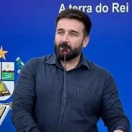 PUBLICADA LISTA DE BOLSAS DE ESTUDO 2025: ALUNOS SE SURPREENDEM POR TEREM BOLSAS CORTADAS EM ANDRADINA