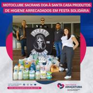 Motoclube Sacrans doa produtos de higiene pessoal para Santa Casa de Araçatuba
