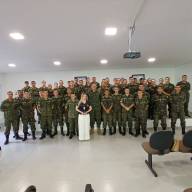 POLÍCIA CIVIL E TIRO DE GUERRA PROMOVEM PALESTRA SOBRE PREVENÇÃO À VIOLÊNCIA DOMÉSTICA EM DRACENA