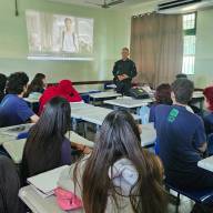 Durante a Operação Virtude a Polícia Militar em Três Lagoas realiza palestras contra violência aos idosos