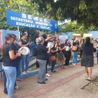 MERENDEIRAS DE TRÊS LAGOAS FAZEM PROTESTO CONTRA A TERCEIRIZAÇÃO DA MERENDA ESCOLAR