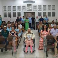 Câmara discute regras para estacionamento de ônibus e vans no centro e homenageia mirandopolense de 110 anos