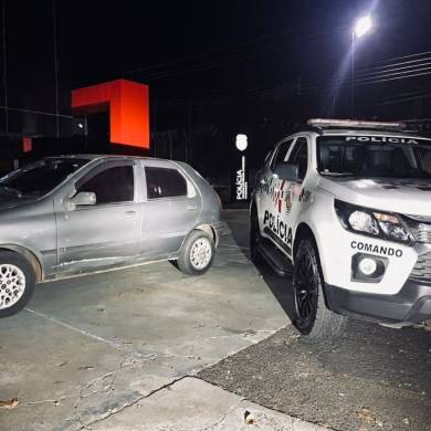 POLÍCIA MILITAR RECUPERA VEÍCULO ROUBADO EM MONTE CASTELO