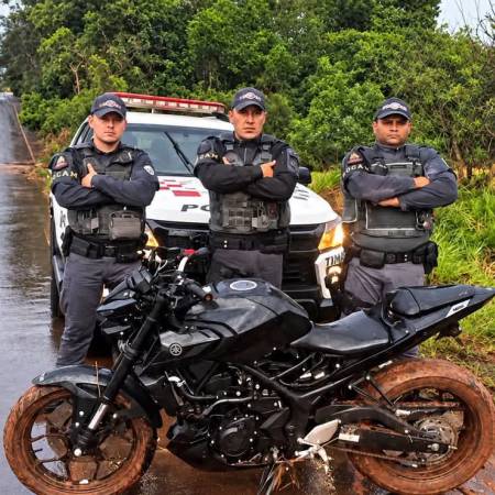 Rocam recupera moto furtada e identifica três adolescentes envolvidos em Andradina (SP)