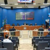 Câmara aprova homenagens e analisa cessão de área para empresa em Três Lagoas