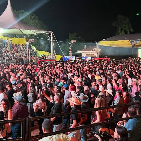 Festa do Abacaxi e do Peão de Guaraçaí reúne mais de 5 mil pessoas e supera expectativas 