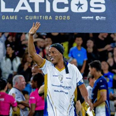 Ronaldinho Gaúcho anuncia volta aos gramados pelo italiano Ravenna