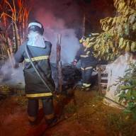 Incêndio destrói barraco no bairro Guanabara em Três Lagoas 