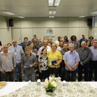 Governo de Andradina cadê o relógio e termômetro da Avenida Guanabara sumiu ???