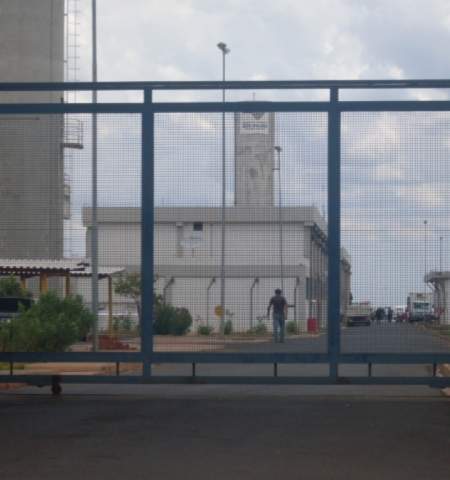 Policial Penal é agredido por detento e sofre fratura na Penitenciária 2 de Lavínia