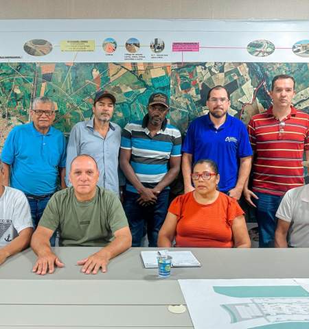 Reunião com Governo de Andradina discute iluminação pública para o assentamento Pérola Negra