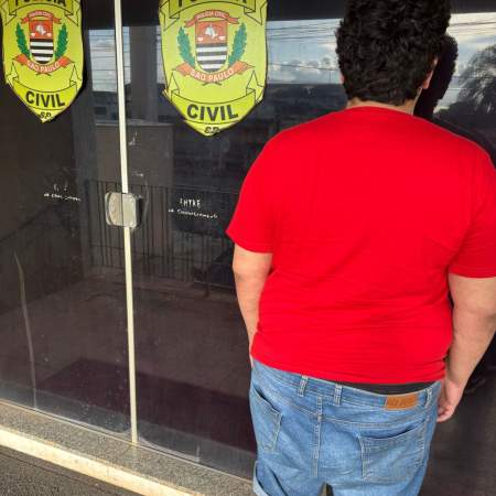 DIG DE ANDRADINA PRENDE FORAGIDO DA JUSTIÇA DE CUIABÁ MT NO BAIRRO ALTO DOS IPÊS