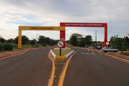 PREFEITURA INAUGURA NOVO PORTAL DE ENTRADA DE NOVA GUATAPORANGA