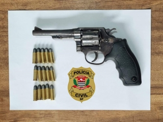 Polícia Civil prende homem com revólver em Birigui