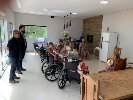 Em Andradina Vereador Hugo Zamboni confirma R$ 50 mil para o Asilo São Vicente de Paula