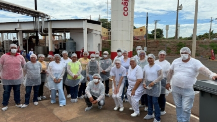 VISITA TÉCNICA À COAPAR DE ANDRADINA: Produtores de Castilho buscam conhecimento e aperfeiçoamento