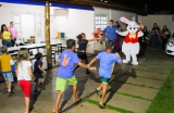 Prefeito de Três Lagoas participa de entrega de ovos para crianças em acolhimento, com apoio de parceiros locais