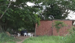 Onça preta assusta moradores do Cinturão Verde Em Três Lagoas.