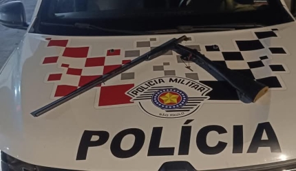 Polícia Militar de Nova Independência prende homem por posse ilegal de arma
