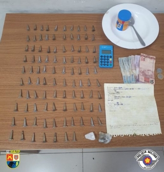 BAEP de Araçatuba em patrulhamento prende homens com cocaína, alvo de combate ao crime bairro São João