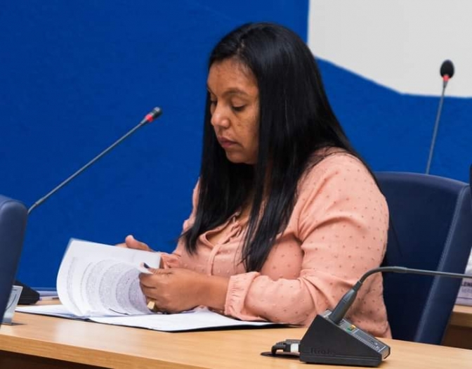 Vereadora Sirlene solicita urologista para Clínica do Idoso em Três Lagoas
