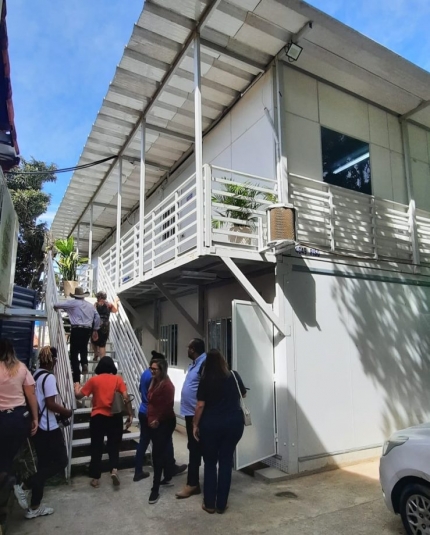 Prefeito de Três Lagoas Angelo Guerreiro visita escolas construída com sistemas modernos